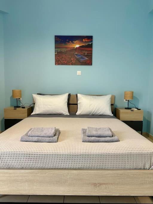 Seaside Escape Apartments - Poseidon Palaiá Fókaia Zewnętrze zdjęcie