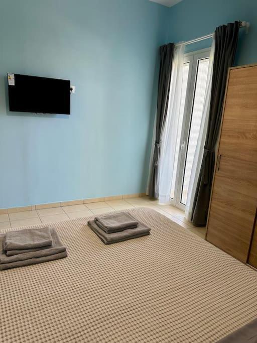 Seaside Escape Apartments - Poseidon Palaiá Fókaia Zewnętrze zdjęcie