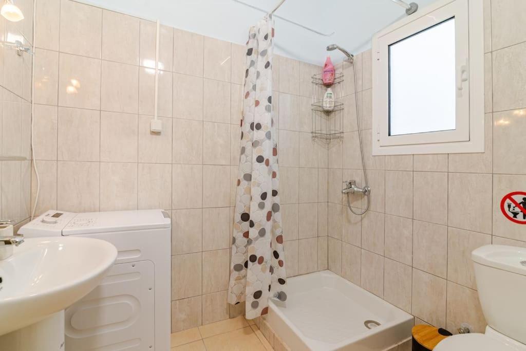 Seaside Escape Apartments - Poseidon Palaiá Fókaia Zewnętrze zdjęcie