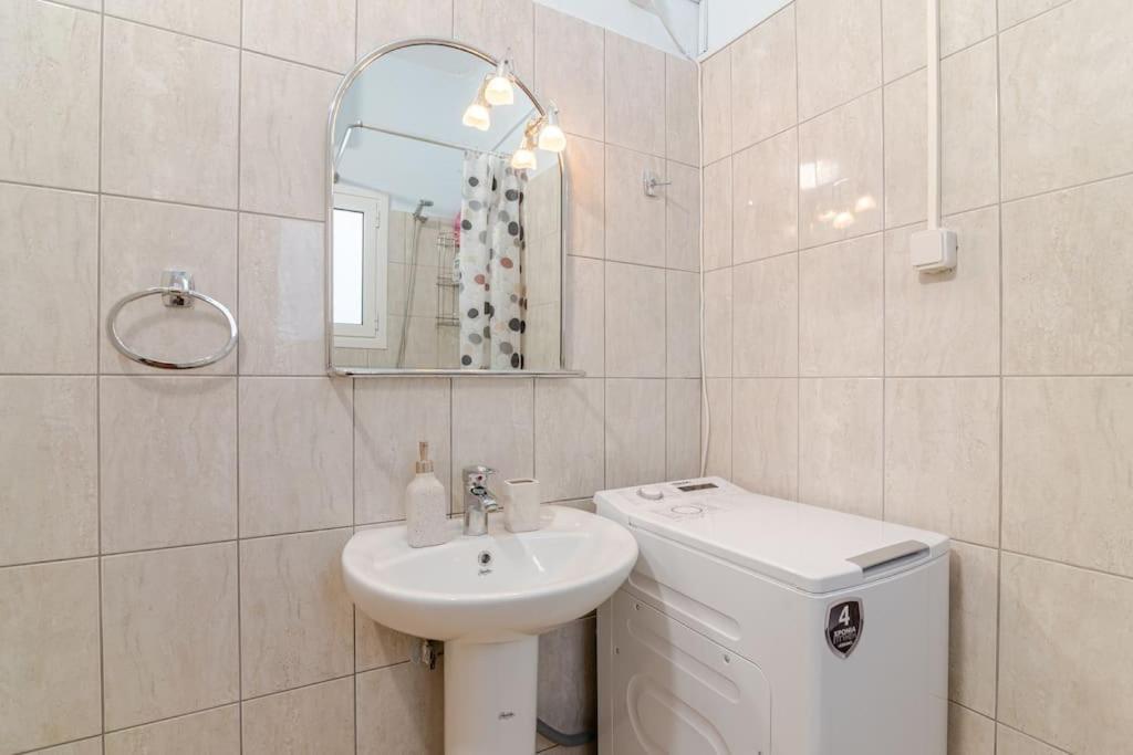 Seaside Escape Apartments - Poseidon Palaiá Fókaia Zewnętrze zdjęcie